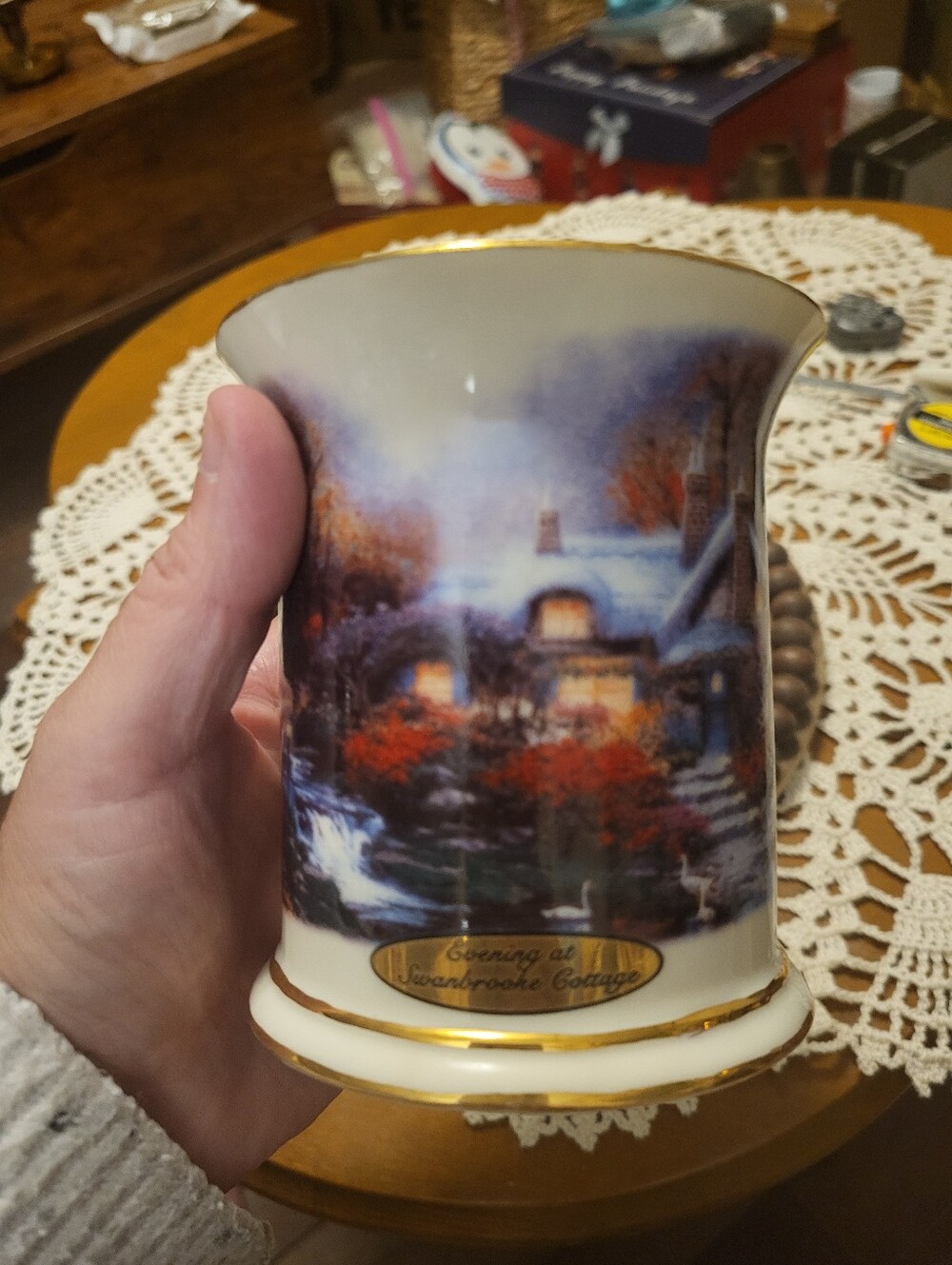 Vintage Thomas Kinkade Evening At Swanbrooke Cottage Candle Holder
